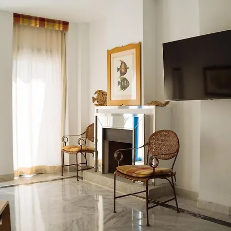 One&lux House - Bright Beachfront Duplex With Parking, Pool & Gym * Marbellac