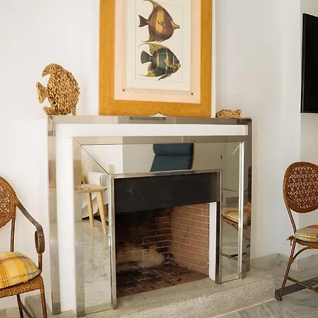 One&lux House - Bright Beachfront Duplex With Parking, Pool & Gym 아파트 *