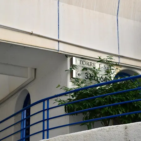 One&lux House - Bright Beachfront Duplex With Parking, Pool & Gym 마르베야