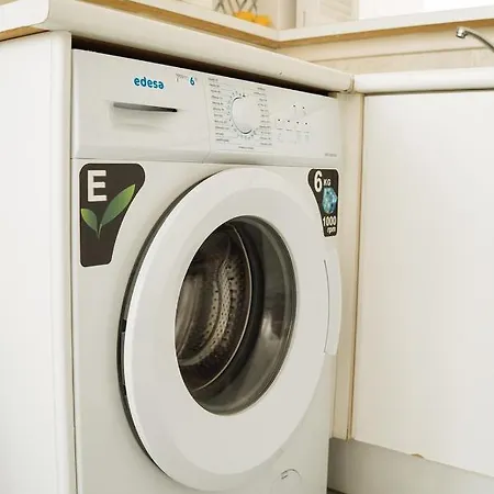 One&lux House - Bright Beachfront Duplex With Parking, Pool & Gym Apartmán