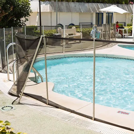 Komodo House - Bright Beachfront Duplex With Parking, Pool & Gym * Marbella