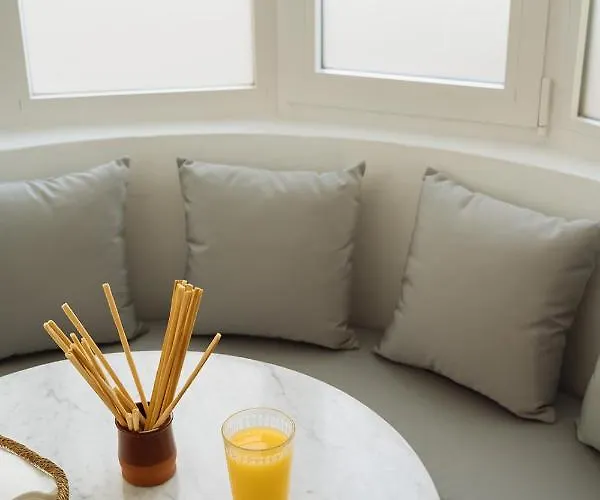 One&lux House - Bright Beachfront Duplex With Parking, Pool & Gym Appartamento Marbella