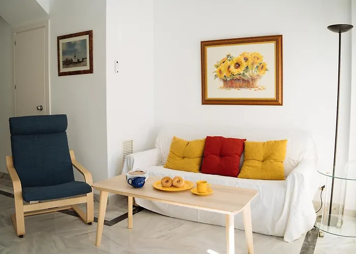 One&lux House - Bright Beachfront Duplex With Parking, Pool & Gym *