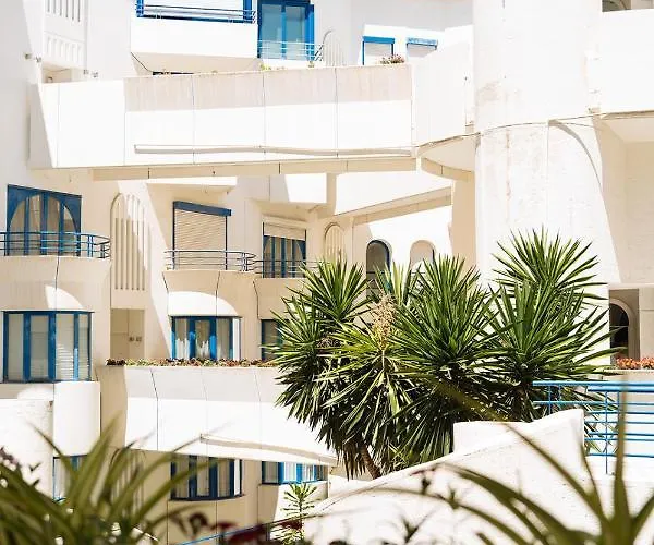 Apartament One&lux House - Bright Beachfront Duplex With Parking, Pool & Gym *