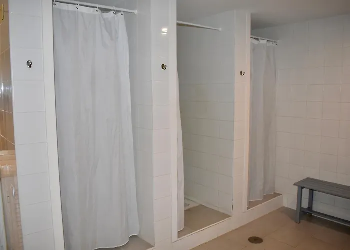 One&lux House - Bright Beachfront Duplex With Parking, Pool & Gym Marbella