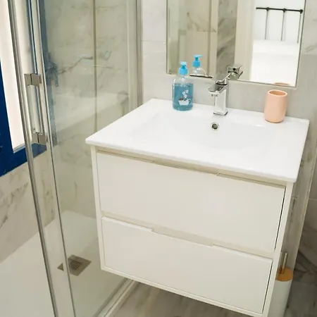 One&lux House - Bright Beachfront Duplex With Parking, Pool & Gym Apartamento *