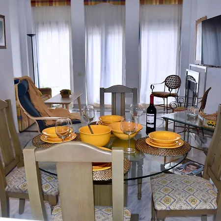 One&lux House - Bright Beachfront Duplex With Parking, Pool & Gym Apartamento