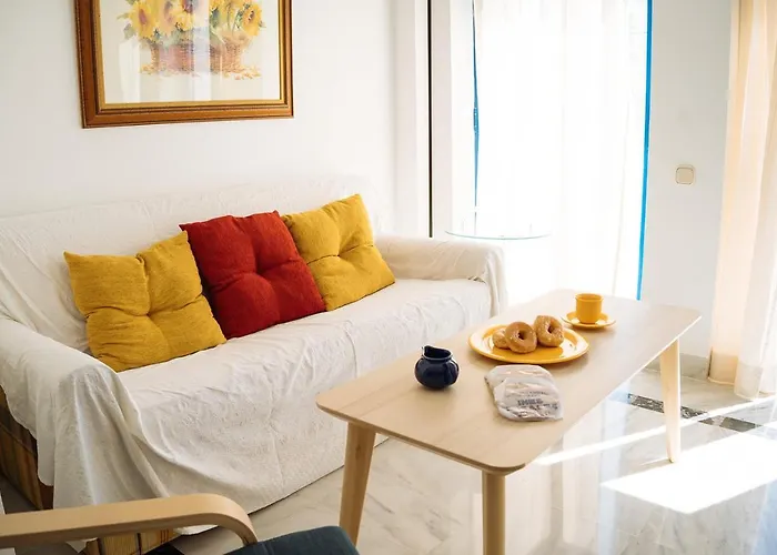 Appartement One&lux House - Bright Beachfront Duplex With Parking, Pool & Gym *