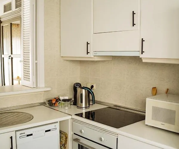 Appartement One&lux House - Bright Beachfront Duplex With Parking, Pool & Gym