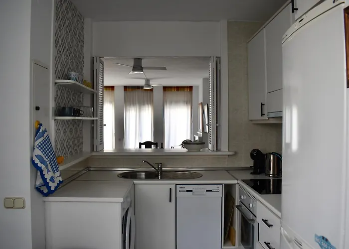 One&lux House - Bright Beachfront Duplex With Parking, Pool & Gym Appartement *